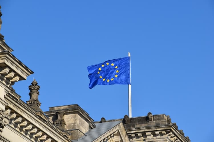 En fondos ¿es Ud. europeo o de la “otra Europa”? photo 1539796326180 5d8272550830